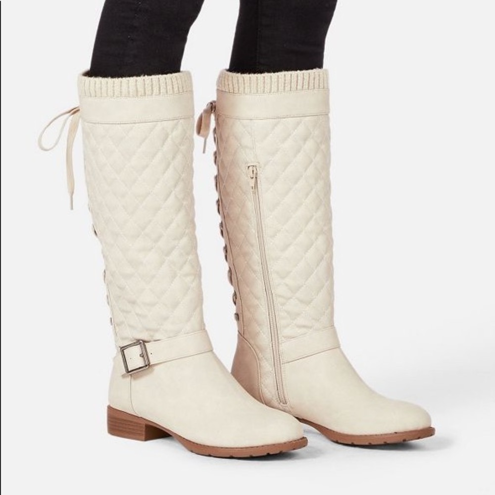 JustFab Allia Flat Boots in Bone Size 8